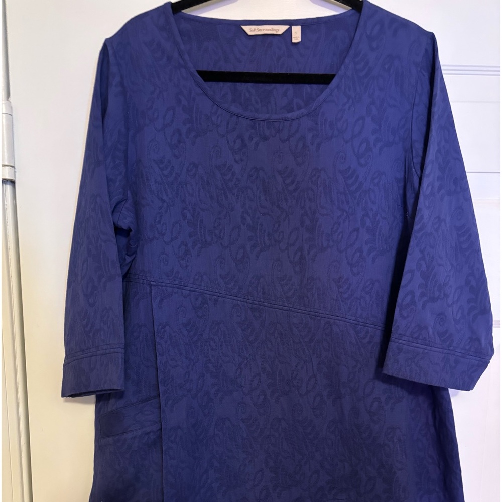 Soft Surrounding royal blue tunic. Large, 100%cotton